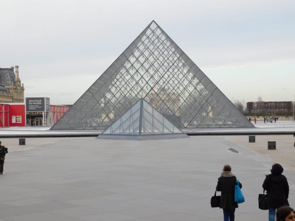 louvre