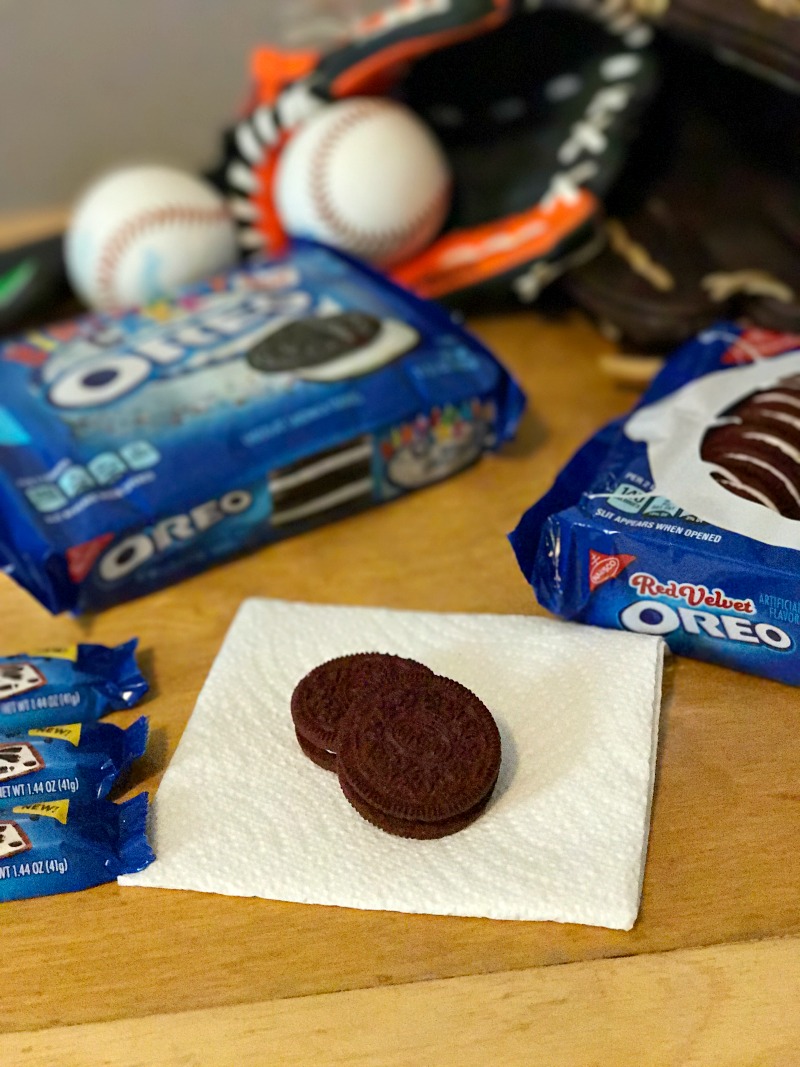 OREO Red Velvet cookies