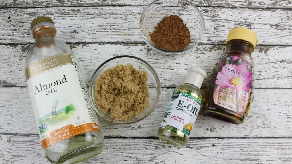 Chocolate Honey Lip Scrub Ingredients