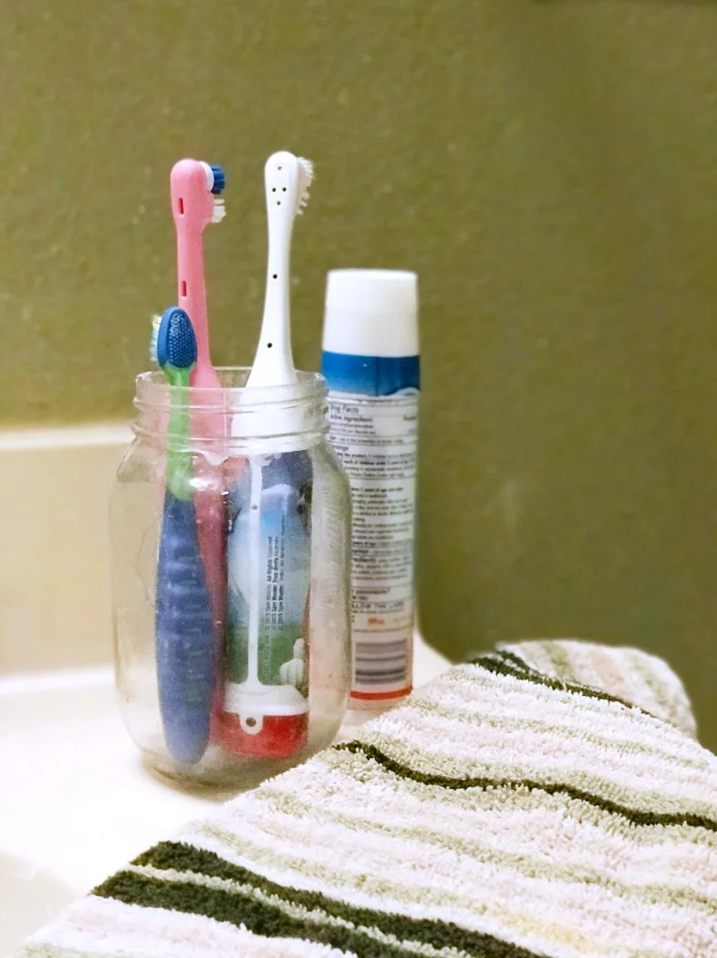 childrens toothbrushes and toothpaste