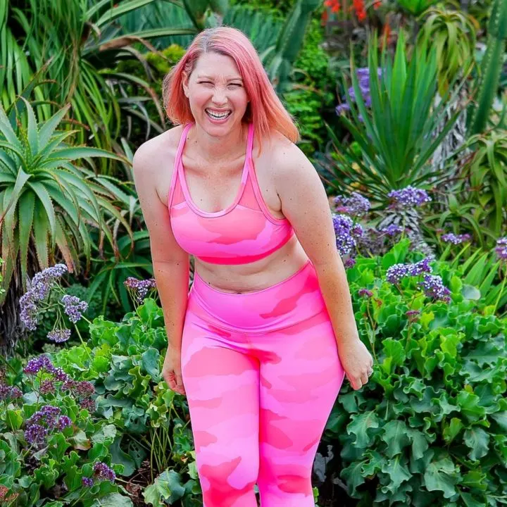 Image for Carly Anderson (@lipglossandcrayons)