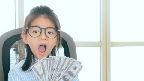 Top 10 Reasons Why You Should Open a Kid’s Bank Account